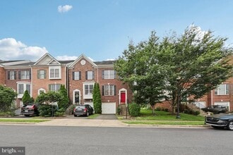 6310 Cullen Pl in Haymarket, VA - Building Photo - Building Photo