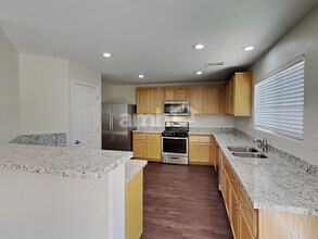 8624 Dodds Canyon St in Las Vegas, NV - Building Photo - Building Photo