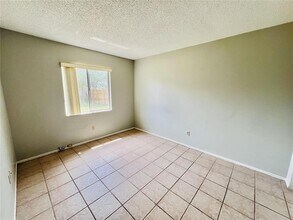 12914 Ohio Woods Ln in Orlando, FL - Building Photo - Building Photo