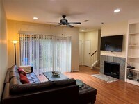 7447 Cambridge St photo'