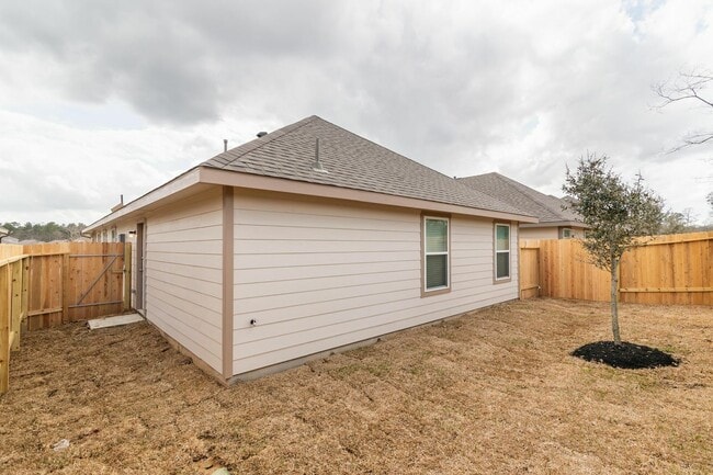 3285 East Chunk Dr in Conroe, TX - Building Photo - Building Photo