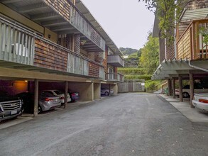 22 N San Pablo Ave in San Rafael, CA - Foto de edificio - Building Photo
