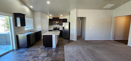 2316 N Mountain Ash Ave in Kuna, ID - Building Photo - Building Photo