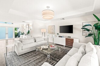 2367 Queen Palm Rd in Boca Raton, FL - Building Photo - Building Photo