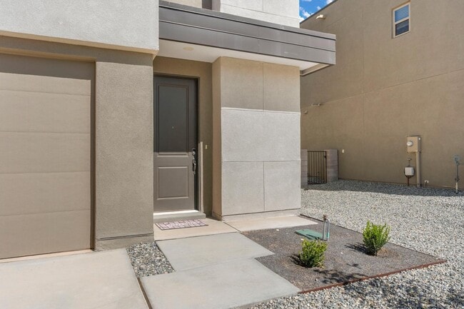 5643 Link Pl NE in Rio Rancho, NM - Building Photo - Building Photo