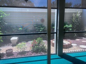 1504 Pine Lake Dr in Venice, FL - Building Photo