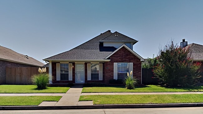 property at 1400 SW 23rd St