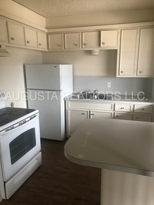 207 Taylor St-Unit -7 in Merkel, TX - Foto de edificio