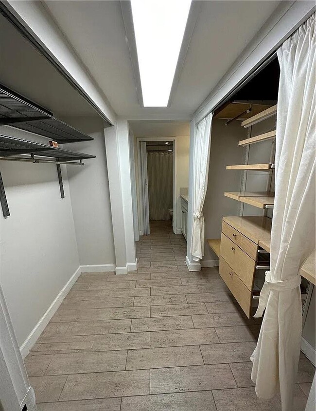 465 S Los Robles Ave in Pasadena, CA - Building Photo - Building Photo