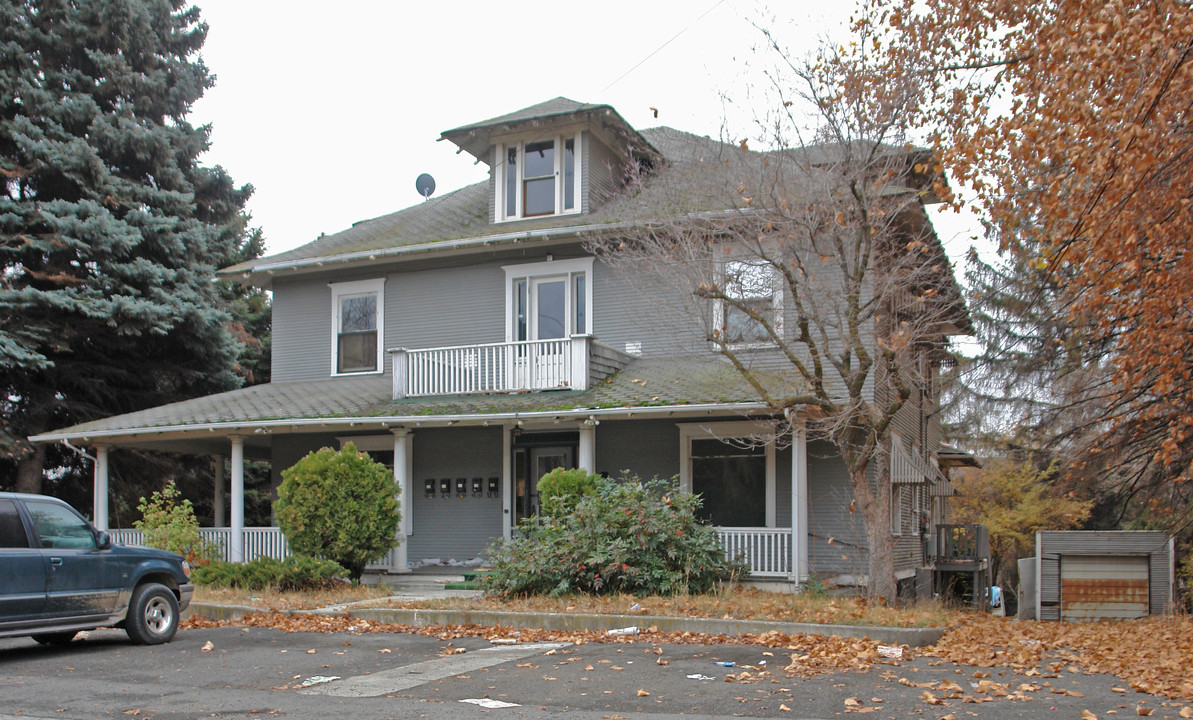 1512 Browne Ave in Yakima, WA - Building Photo