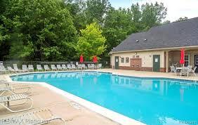 4046 Kirkway Ct in Howell, MI - Building Photo - Building Photo