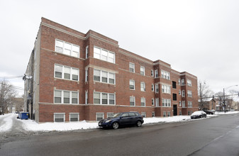 7250 S Yates Blvd in Chicago, IL - Building Photo - Building Photo