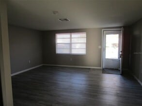 11611 Constance Dr in Port Richey, FL - Building Photo - Building Photo