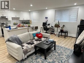 85 Confederation Dr in Kitchener, ON - Building Photo - Building Photo