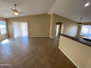 46065 W Starlight Dr in Maricopa, AZ - Building Photo - Building Photo