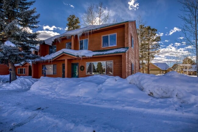 34 Talisman Dr in Pagosa Springs, CO - Foto de edificio - Building Photo