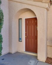 2232 Chapman Hill Dr in Las Vegas, NV - Building Photo - Building Photo
