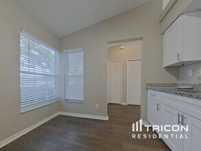 15342 Margaux Dr in Clermont, FL - Foto de edificio - Building Photo