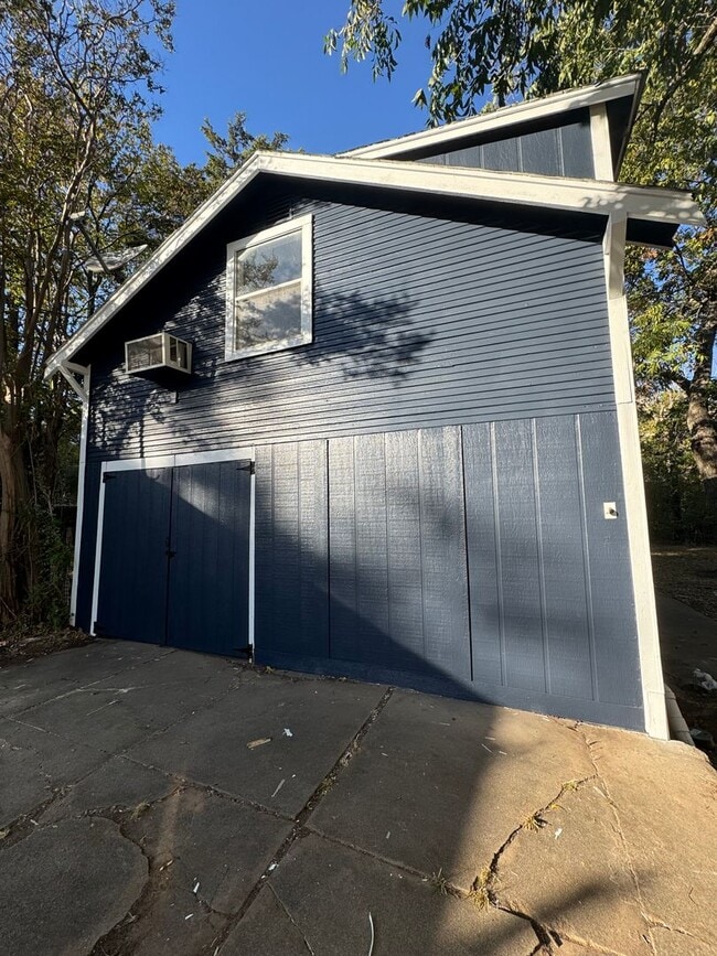 property at 209 11th Ave NW