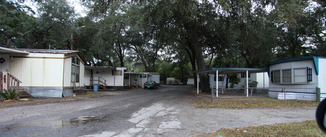 Oceanway Oaks Mobile Homes Park in Jacksonville, FL - Building Photo - Building Photo