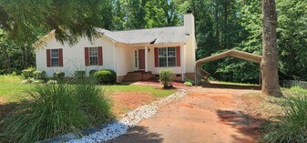 11 Silver Spur Ct in Greenville, SC - Building Photo