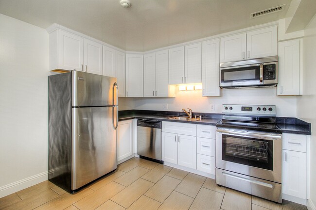 property at 1532 Atlanta Ct