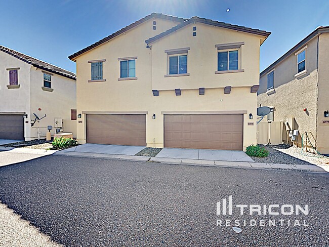 12575 W Gentle Rain Rd in Peoria, AZ - Building Photo - Building Photo
