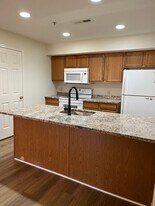 166 Wrangler Ct in Quakertown, PA - Building Photo