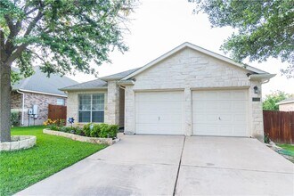 3660 Pine Needle Cir in Round Rock, TX - Building Photo - Building Photo