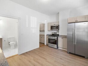 708 Huntington Ave, Unit 1B in Boston, MA - Building Photo - Building Photo