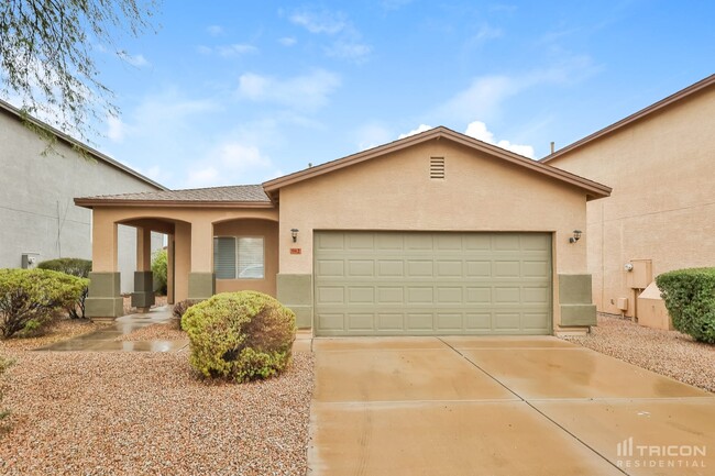 property at 962 E Cowboy Cove Trail