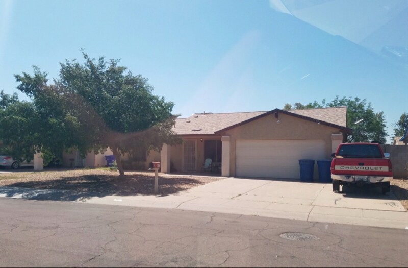 807 W Palomino Dr in Chandler, AZ - Building Photo