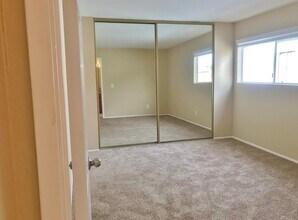 421 S Mollison Ave in El Cajon, CA - Building Photo - Building Photo