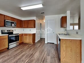 5216 Lava Rock Dr in Fort Worth, TX - Building Photo - Building Photo
