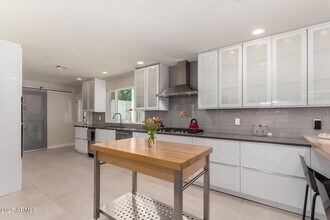 1416 W Orchid Ln in Phoenix, AZ - Building Photo - Building Photo