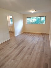 5344 Queen Mary Ln in Jackson, MS - Building Photo - Building Photo