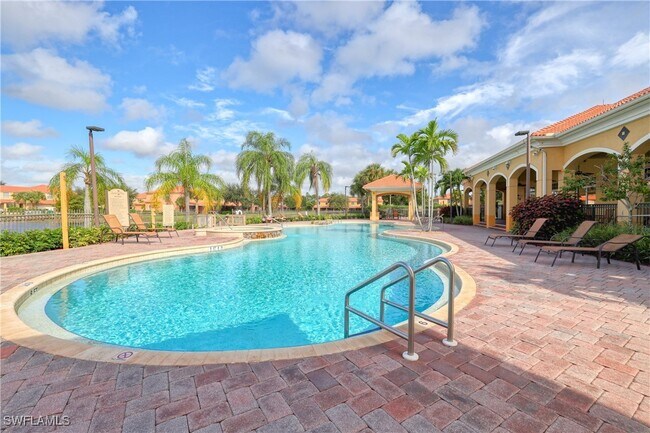 property at 15108 Summit Pl Cir