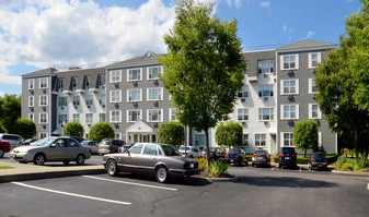 Berkeley Square Apartments