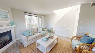 4070 Riviera Dr in San Diego, CA - Building Photo - Building Photo