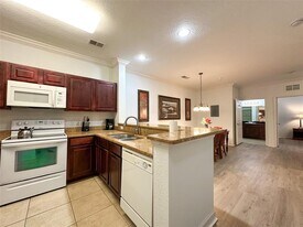 1351 Tuscan Terrace in Davenport, FL - Building Photo