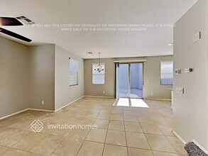 225 N Sandal in Mesa, AZ - Foto de edificio - Building Photo