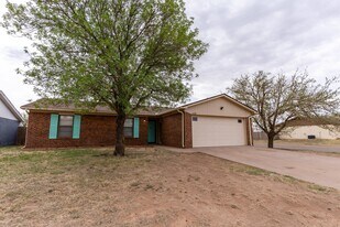 6135 38th St in Lubbock, TX - Building Photo