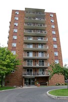 Thames Park Apartments