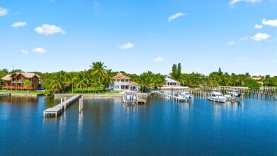 614 S Lake Dr in Lantana, FL - Building Photo - Building Photo