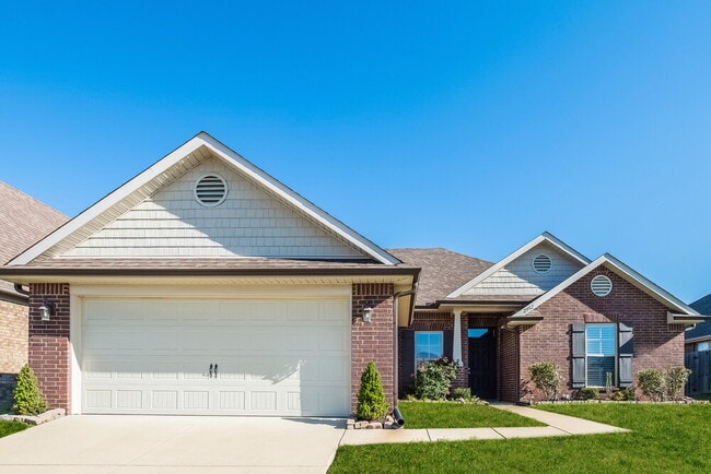 property at 2952 N Hartland Dr