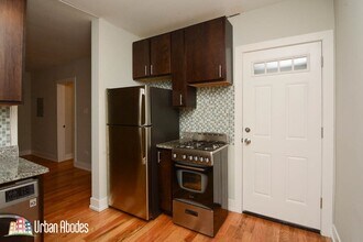2850 N Mildred Ave, Unit M09B in Chicago, IL - Building Photo - Building Photo
