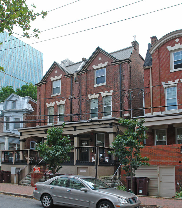 212-214 W 14th St in Wilmington, DE - Building Photo