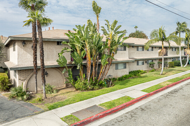 The Mediterranean Apartments in Whittier, CA - Building Photo - Building Photo