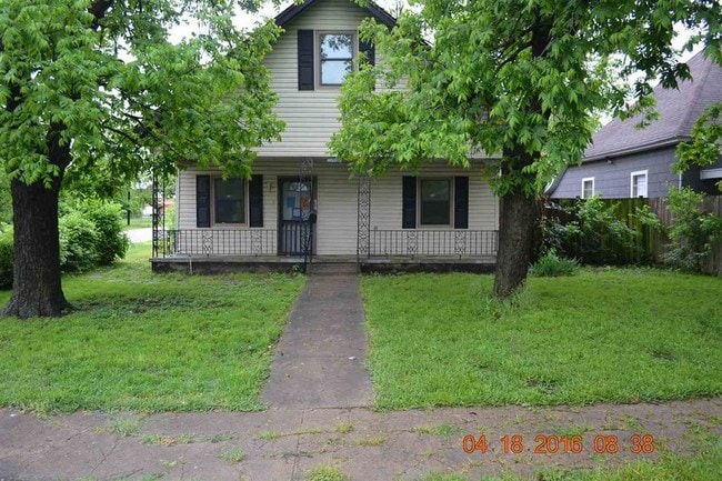 property at 2100 Reuter Ave