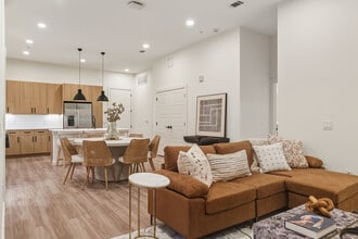 The Vixen in Denver, CO - Building Photo - Building Photo